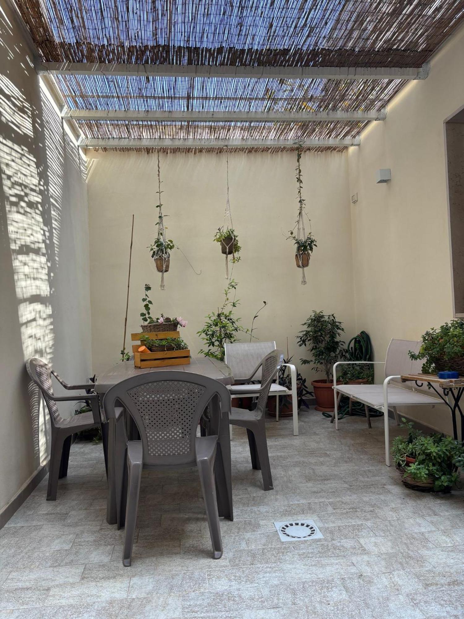 Appartement Sweet House Bari Via Sagarriga Visconti 164 Bari Extérieur photo